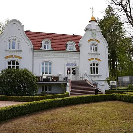 Jagdschloesschen Schwartow